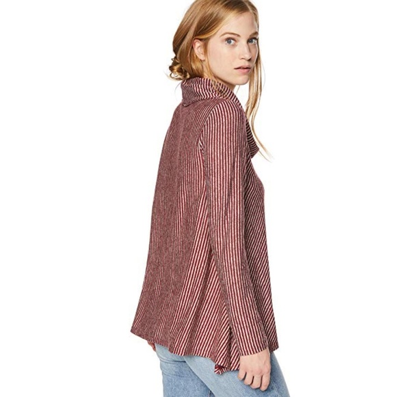 NWT Jones New York Cowlneck Shark-Bite Sweatshirt - Picture 3 of 5